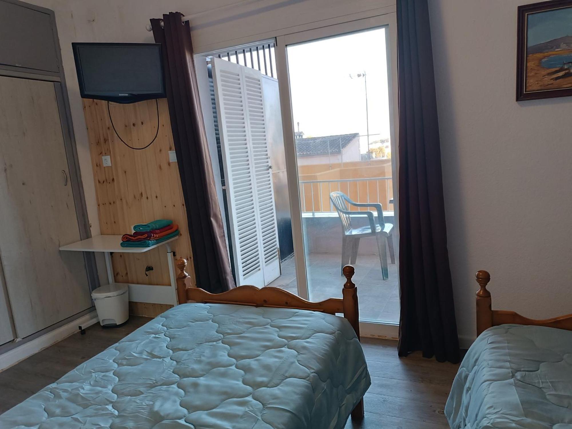 Hostal Belgica Palmanova Eksteriør billede